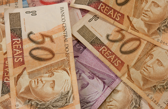 Volta a subir e vai a 0,61% em abril