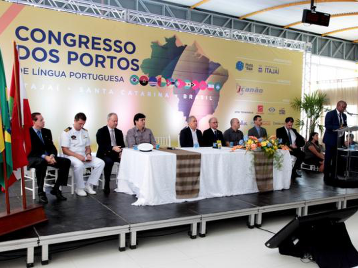 Itajaí reúne representantes de portos da comunidade lusófona