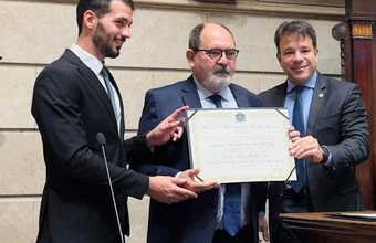 Presidente da PortosRio recebe título de Cidadão Honorário do Rio de Janeiro