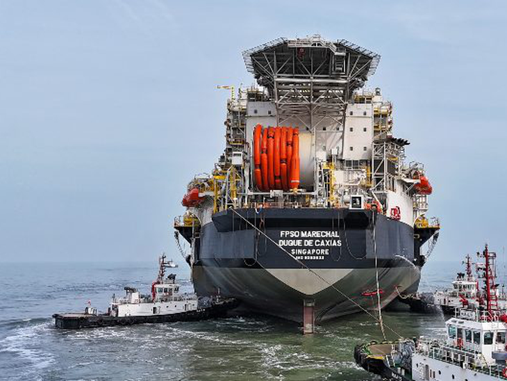 FPSO Marechal Duque de Caxias parte da China rumo ao Brasil