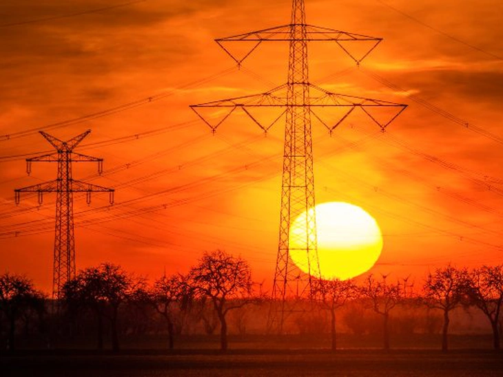 Modelo simplificado viabilizou 70% das migrações ao mercado livre de energia no primeiro trimestre de 2026, aponta CCEE