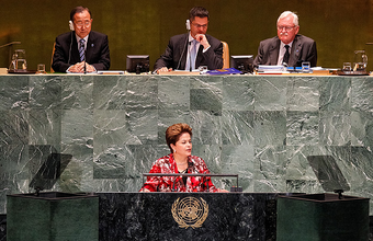 Dilma critica os EUA e nega protecionismo brasileiro
