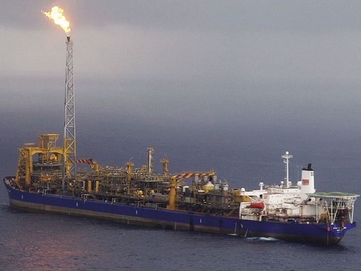 Média de barris de petróleo produzida supera em 15% marca de 2013