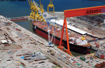 Entrega de navio está atrasada  