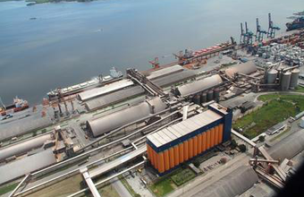 Apesar da crise, iniciativa privada aposta no Porto de Paranaguá