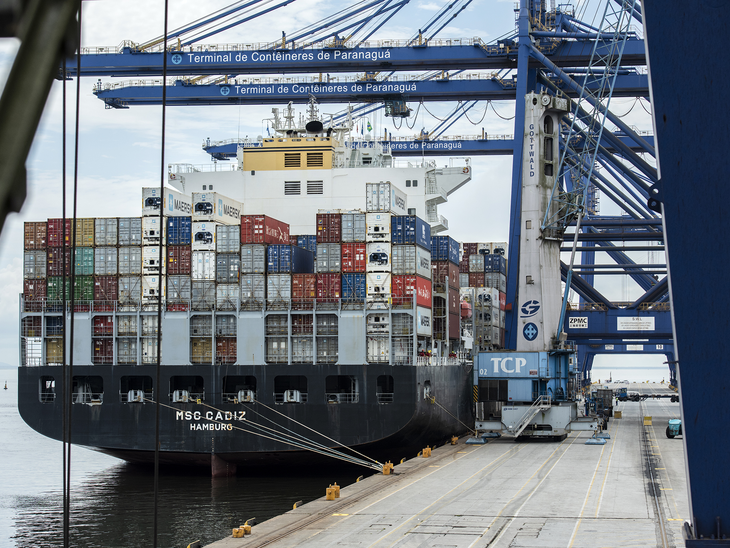 Exportação de algodão cresce 3.098% nos portos do Paraná