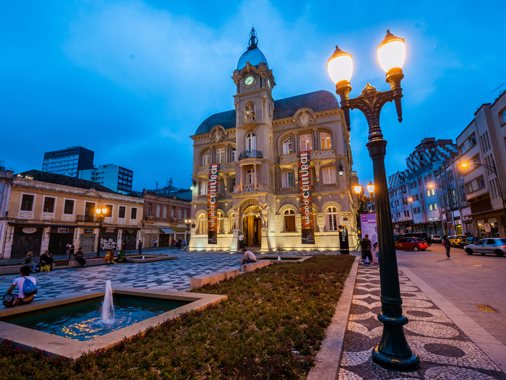 Consumo e geração de energia ficam estáveis em agosto