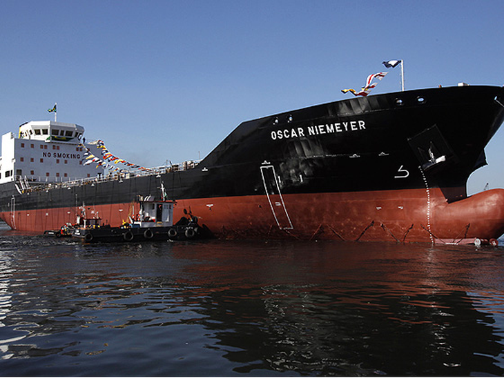 Transpetro prevê entrega de seis navios em 2014