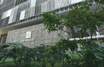 Petrobras tem nota de crédito stand-alone da Standard & Poor's elevada para “bb”