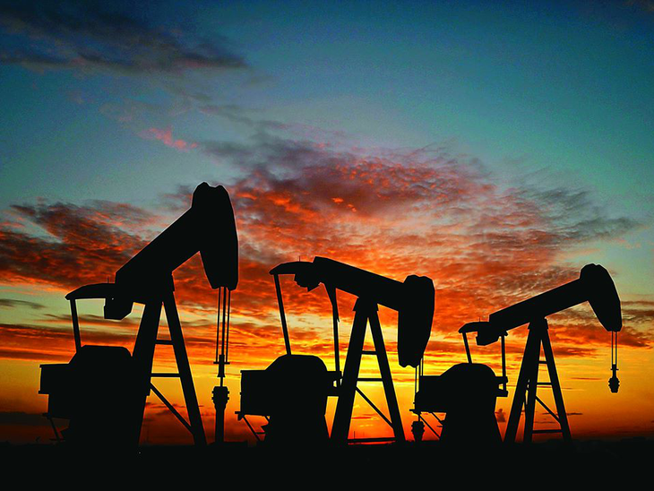 Preço do barril de petróleo na Ásia cai para o valor mais baixo desde 2003