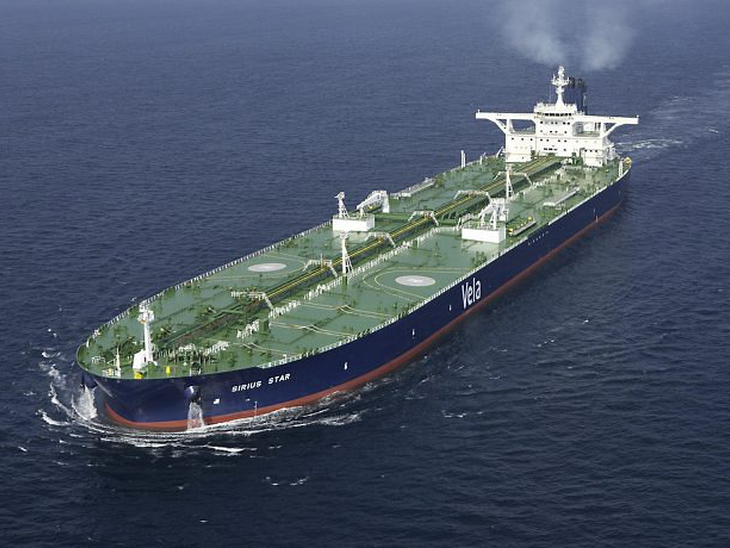 Exportações ficaram acima das importações e conta-petróleo fecha no azul pela primeira vez na história