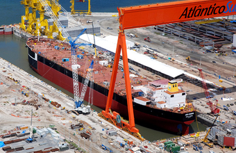  Transpetro lança ao mar primeiro navio do Promef