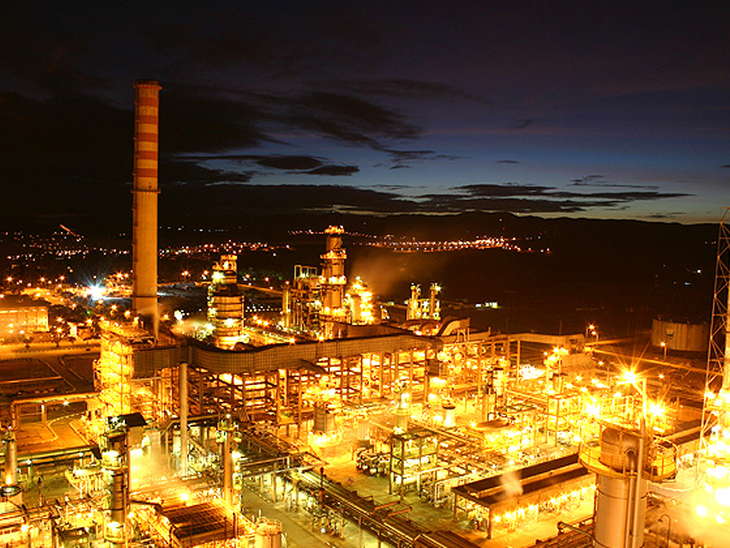 Petrobras atinge novo recorde de processamento em suas refinarias