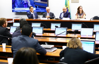 Aprovado projeto que altera regras para exploração e produção no pré-sal