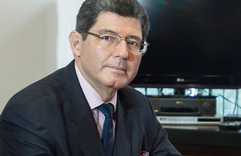 Banco Central prevê retração do PIB e alta da inflação em 2015