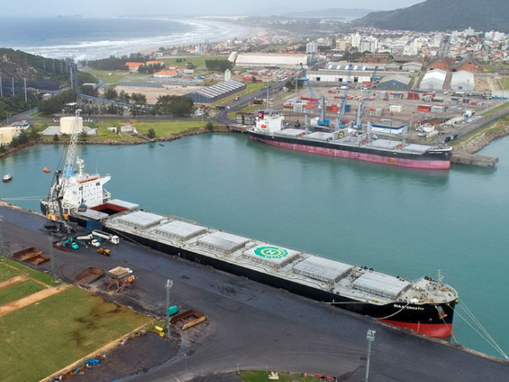 Porto de Imbituba apronta projeto de recuperação, reforço e ampliação do Cais 3