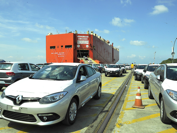 Suape em Pernambuco registra aumento de 78% na movimentação de veículos em fevereiro