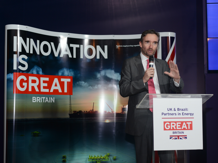 Parceria no setor de energia entre Reino Unido e Brasil é celebrada