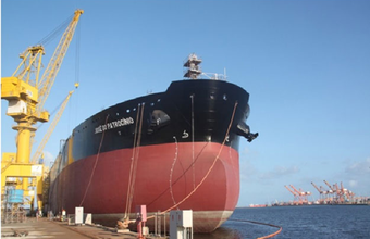 Mais um navio petroleiro entregue