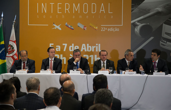 Autoridades do setor portuário participam da abertura da Intermodal