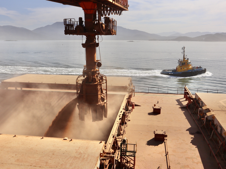 Nova safra de soja começa a ser exportada pelo porto de Paranaguá