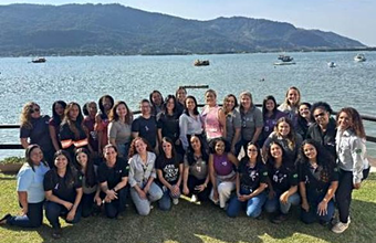 Porto Sudeste é premiado por projeto  "Mulheres Extraordinárias", que promove autoestima e protagonismo feminino