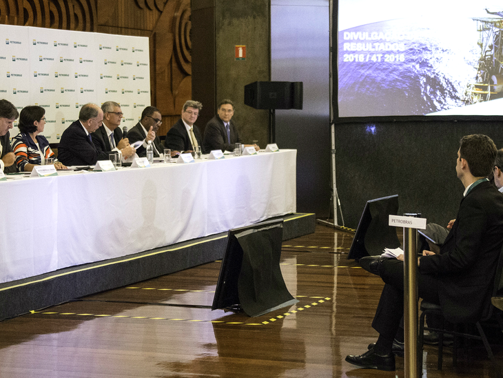 Balanço 2016: quase US$ 100 bi de prejuízo e um lucro líquido de R$ 17 bi 