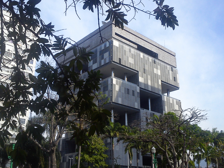 Após lucro de R$ 370 milhões, empresa não prever reajustes nos combustíveis