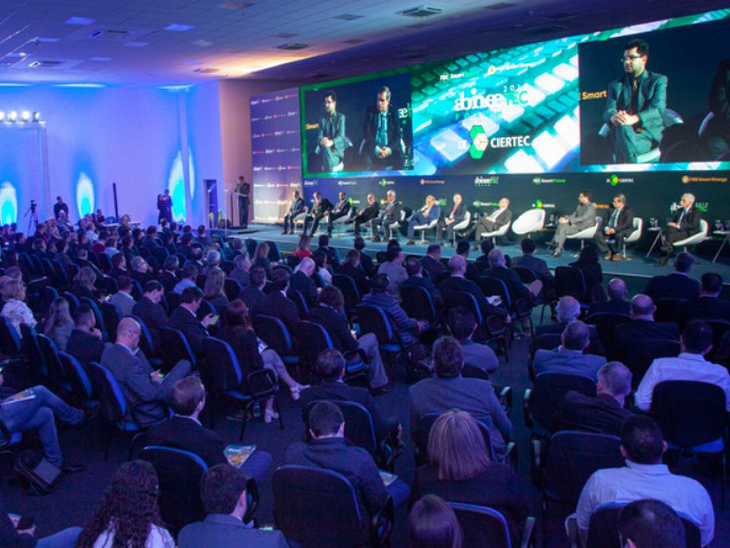 Ministro das Comunicações confirma participação no Fórum Abinee TEC e na abertura da FIEE 2023