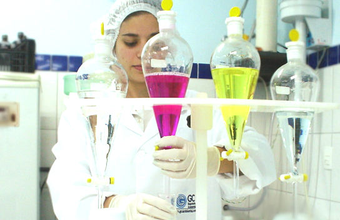 Bolsa para pós-doutorado em Química da Fapesp sobre o uso do bioetanol em células a combustível