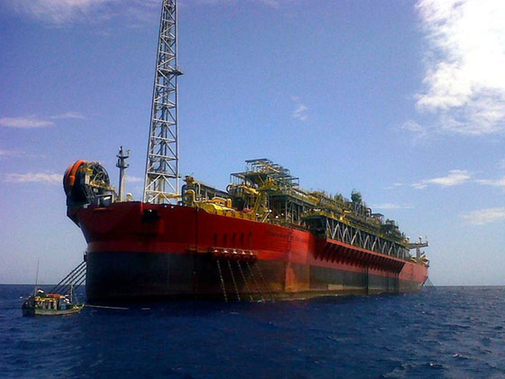 Explosão no FPSO Cidade de São Mateus deixa cinco mortos