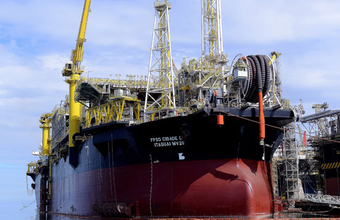 Navio-plataforma Cidade de Itaguaí chega ao campo de Lula
