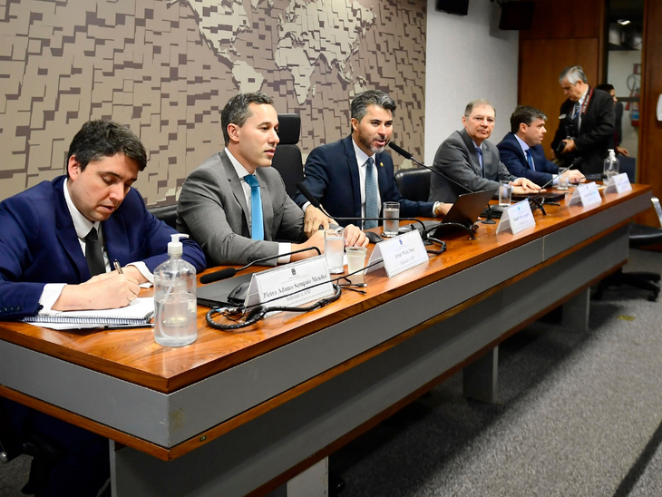Artur Watt Neto e Pietro Mendes são aprovados para diretoria da ANP