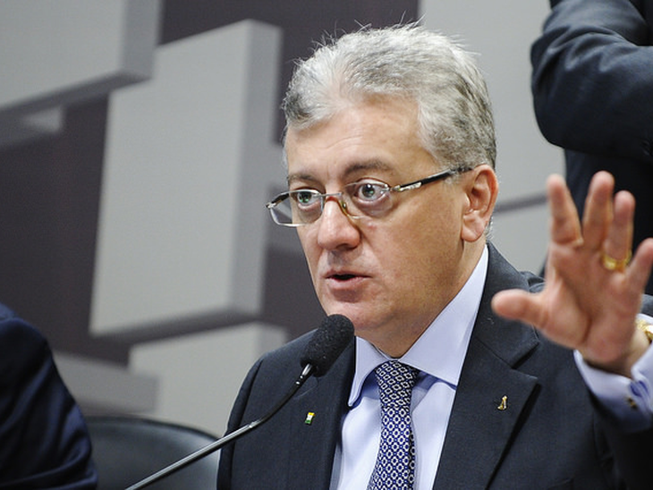 Aumento da produção de petróleo no Brasil chega a 4,6% e supera meta de 2015