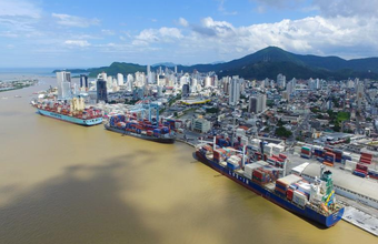 Porto de Itajaí registra crescimento de 10% na movimentação no primeiro semestre