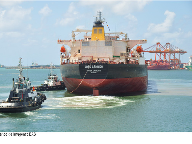 Petroleiro João Cândido inicia provas de mar