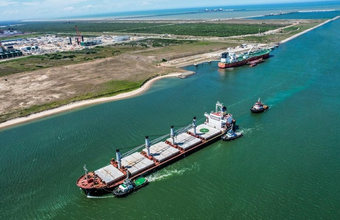 Porto do Açu bate recorde histórico em movimentações