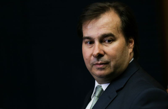 Durante evento em São Paulo, Maia defende privatizações e questiona estabilidade no emprego público