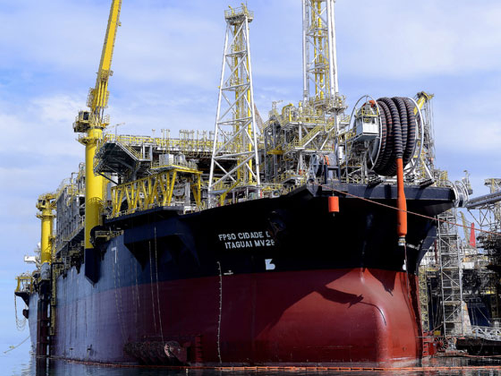 Navio-plataforma Cidade de Itaguaí chega ao campo de Lula