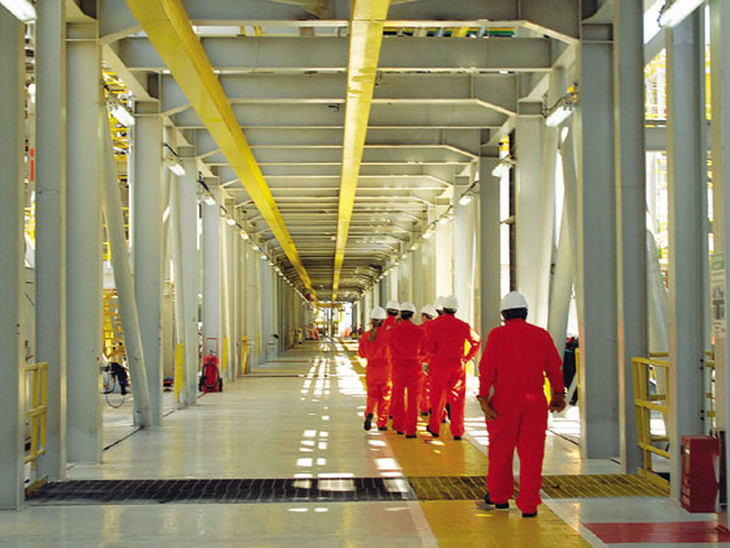 CNI: Produção industrial volta a cair em outubro