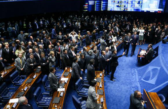 Por 55 a 22 votos Senado aprova admissibilidade do processo de impeachment