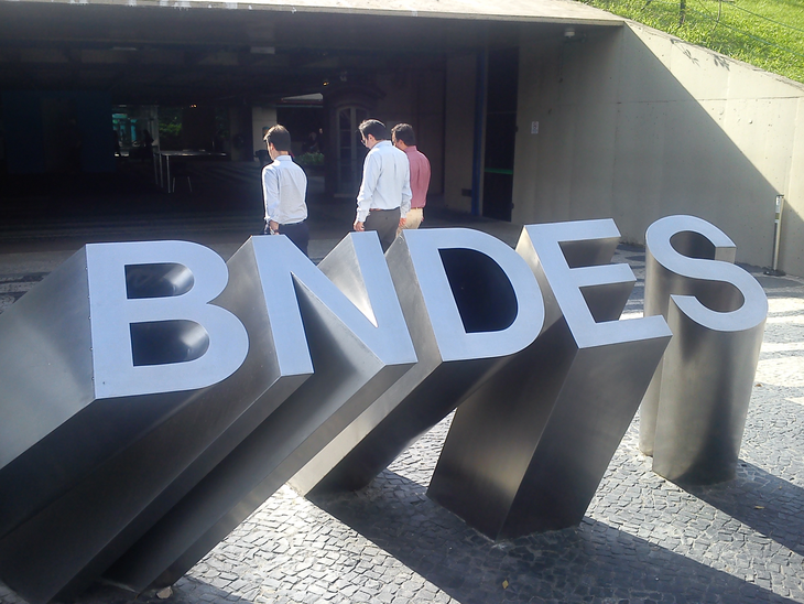 BNDES prevê injeção inicial de R$ 55 bilhões na economia para ajudar a mitigar os efeitos do coronavírus